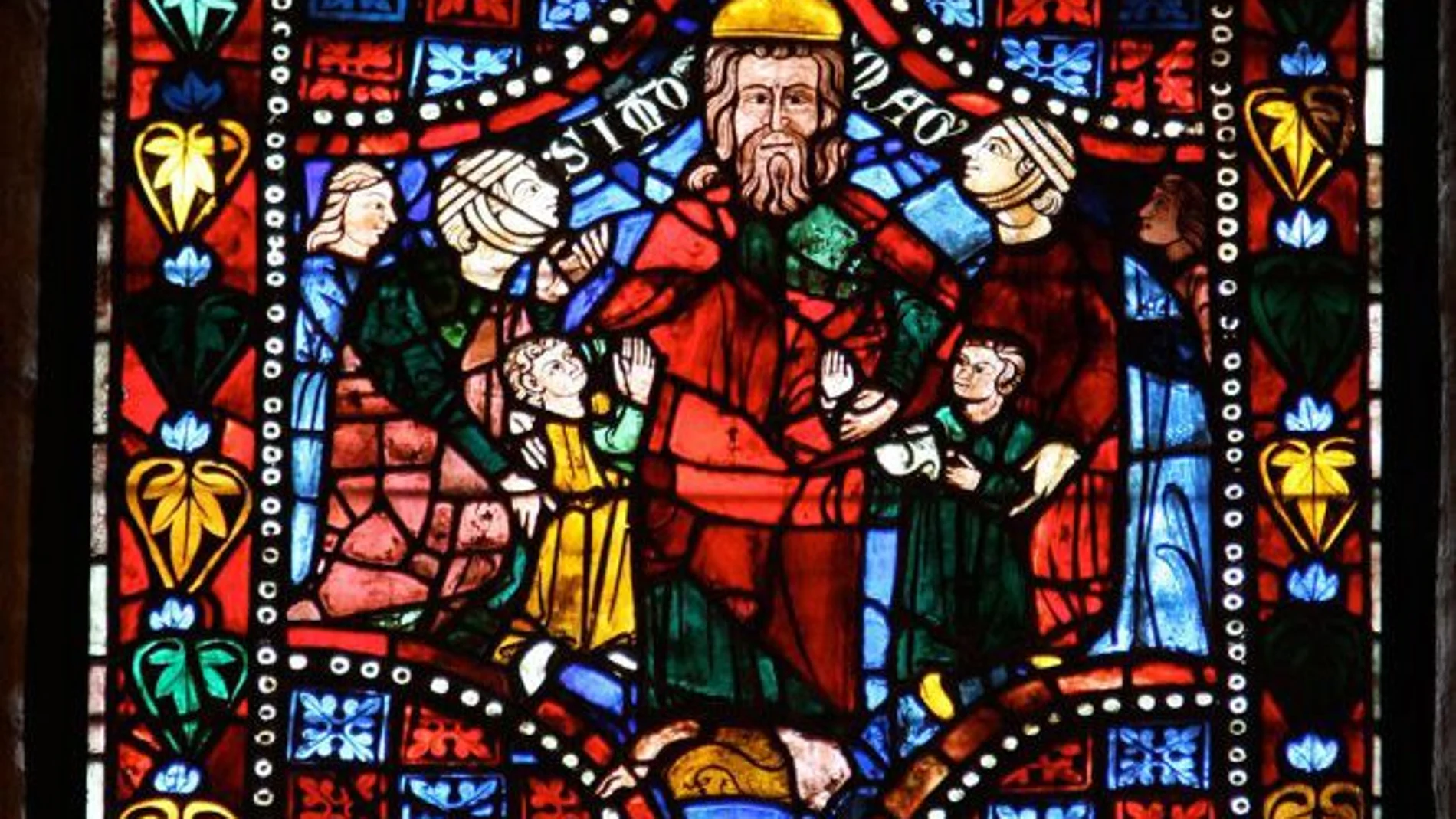 El mago profano en una de las vidrieras de la catedral de León