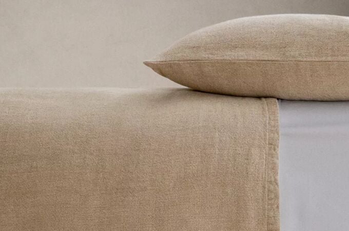 Adiós al edredón nórdico: una nueva tendencia más cómoda llega a los hoteles de lujo
