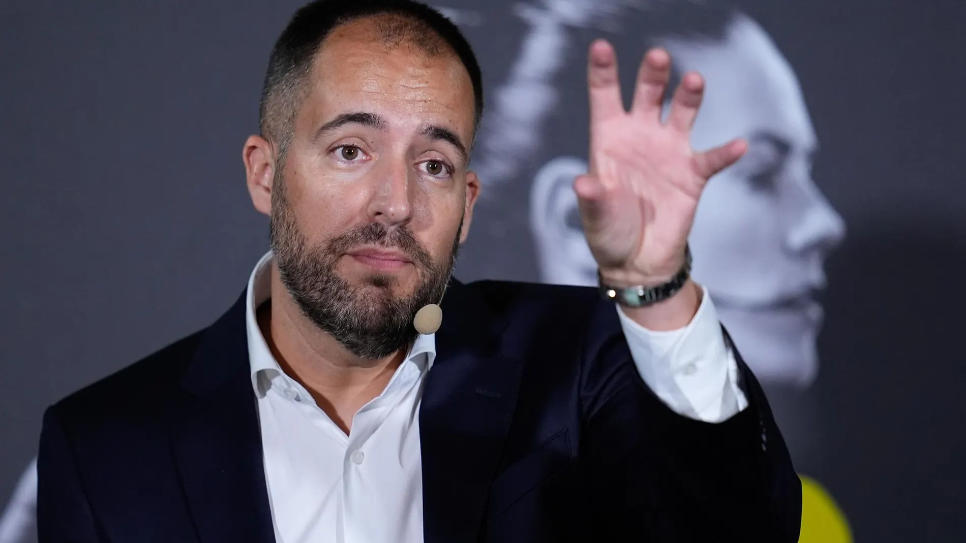 Fútbol.- Fran Soto: "Cualquier árbitro de Primera está capacitado para dirigir el Clásico"