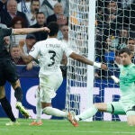Courtois le ha hecho un paradón a Vlahovic