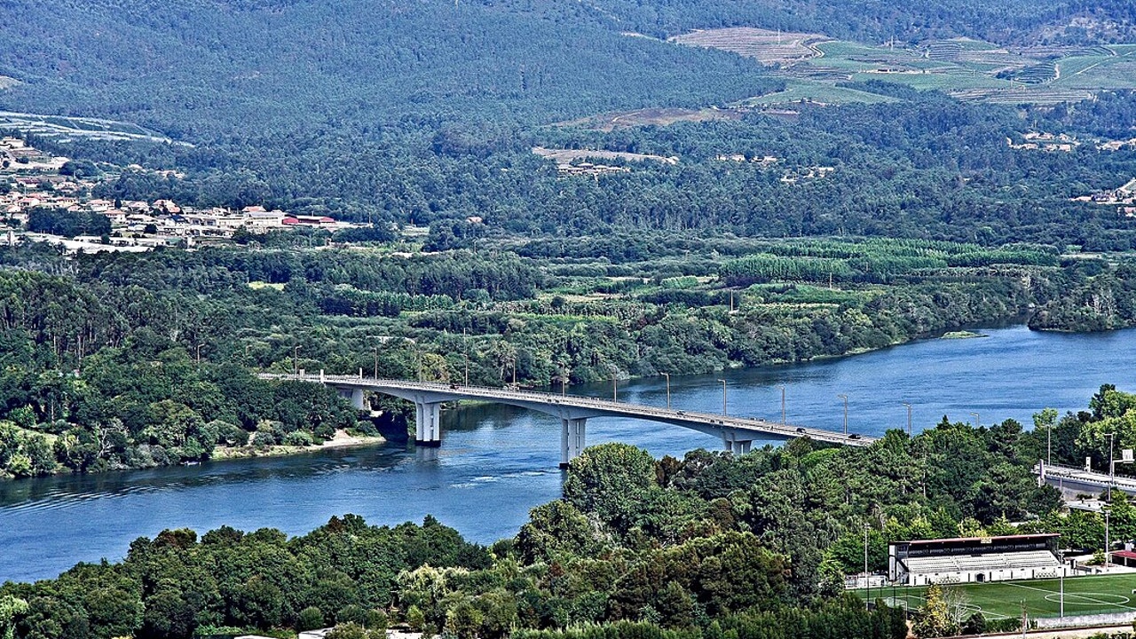 La frontera más abierta de Europa: así se cruzan las vidas entre Galicia y Portugal