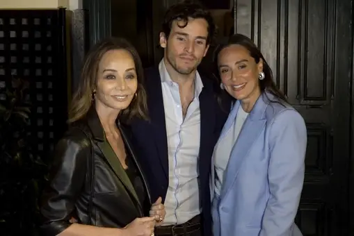 Isabel Preysler por fin se sincera sobre sus sentimientos por Íñigo Onieva, marido de Tamara Falcó Isabel Preysler por fin se sincera sobre sus sentimientos por Íñigo Onieva, marido de Tamara Falcó