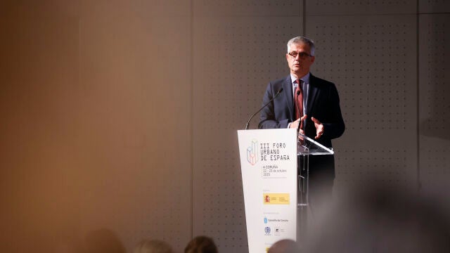 El secretario de Estado de Vivienda y Agenda Urbana, David Lucas, inaugura el III Foro Urbano de España El secretario de Estado de Vivienda y Agenda Urbana, David Lucas, inaugura el III Foro Urbano de España