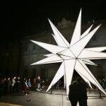 La estrella que sustituyó al pesebre en la Plaza Sant Jaume en 2024