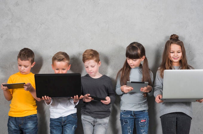 Menores en Internet: los retos de verificar la edad 'online' sin comprometer la seguridad