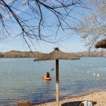 Taiga Lake Caspe es como un idílico pueblo a orillas del lago