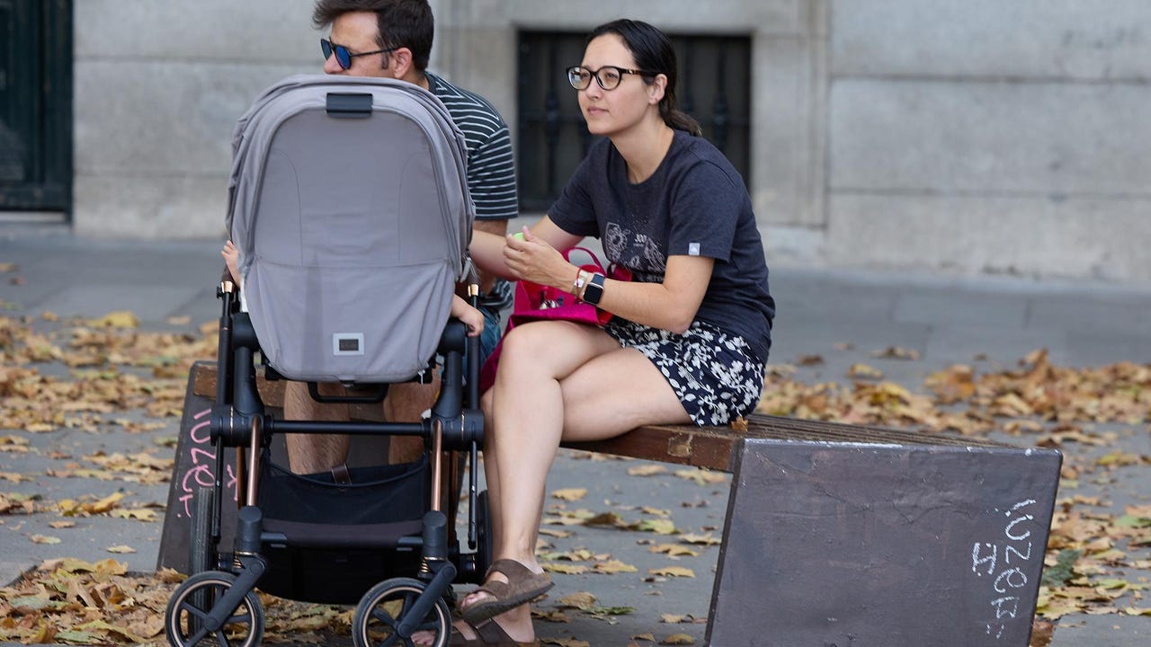 España registra 210.388 nacimientos hasta agosto, 594 más que en 2024 pero casi 67.000 menos que hace 10 años
