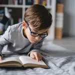 ¿Por qué las personas más inteligentes viven más? La ciencia tiene la respuesta