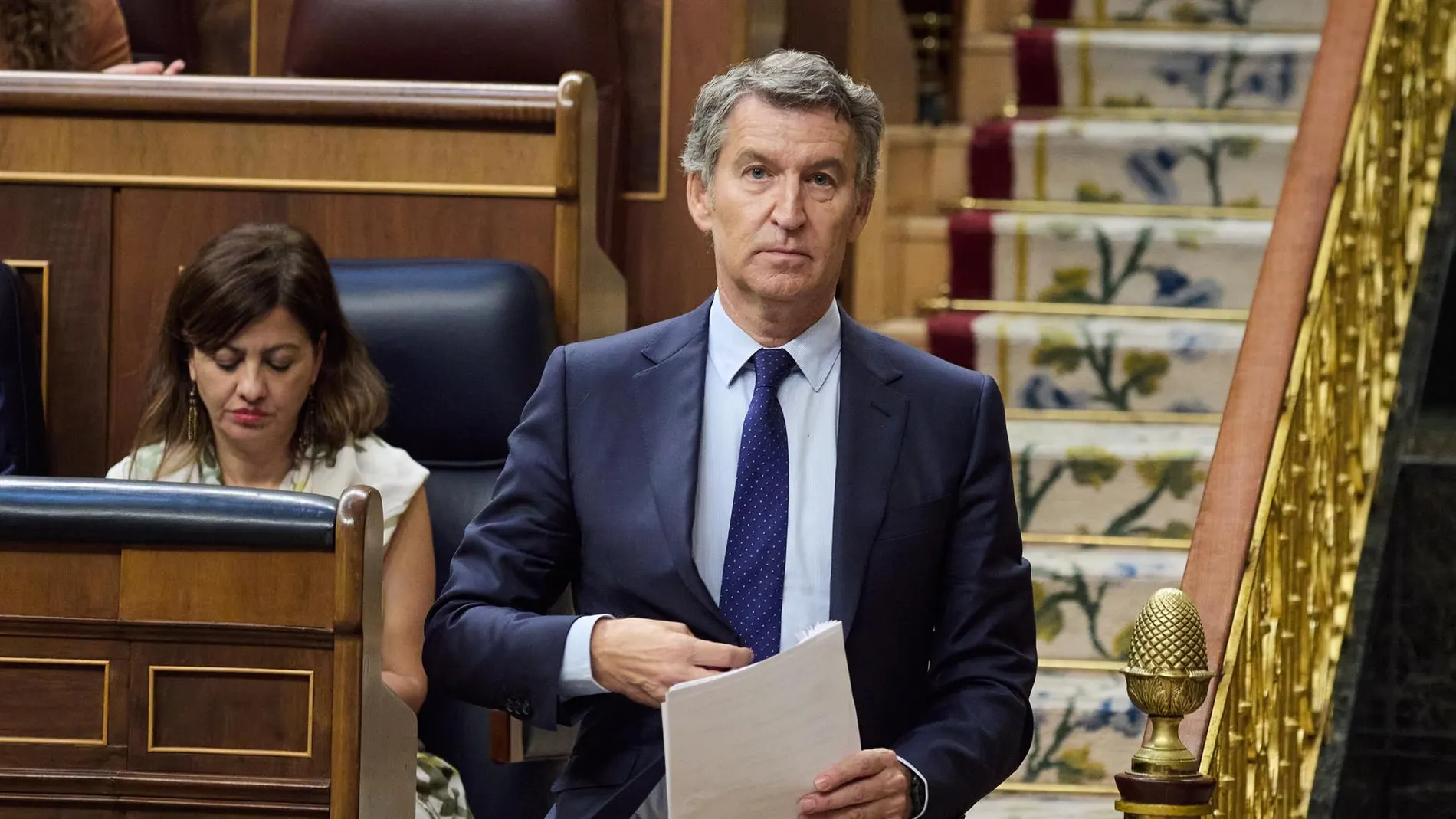 VÍDEO: Feijóo pregunta a Sánchez si el PSOE se ha financiado ilegalmente y el presidente lo niega con rotundidad: "No"