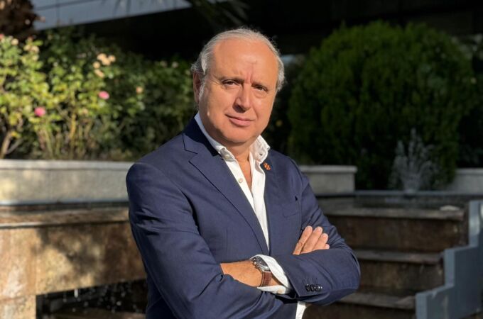 Óscar Hernández, director de Asuntos Públicos y Comunicación de Pascual y presidente en funciones de la Asociación Ecoembes Comerciales Óscar Hernández, director de Asuntos Públicos y Comunicación de Pascual y presidente en funciones de la Asociación Ecoembes Comerciales