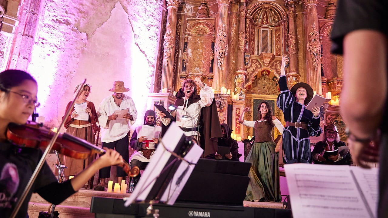 La música de ‘Notre Dame de París’ estrenada en el GEOFest lleva a Juanjo Molina a los Jerry Goldsmith Awards