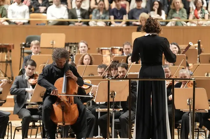 Entre la rebelión y el silencio: Shostakóvich según De la Parra y Altstaedt Entre la rebelión y el silencio: Shostakóvich según De la Parra y Altstaedt