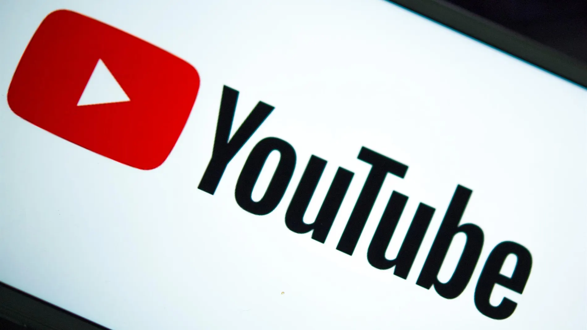 YouTube da a los creadores de contenido una herramienta para detectar 'deepfakes' con su imagen