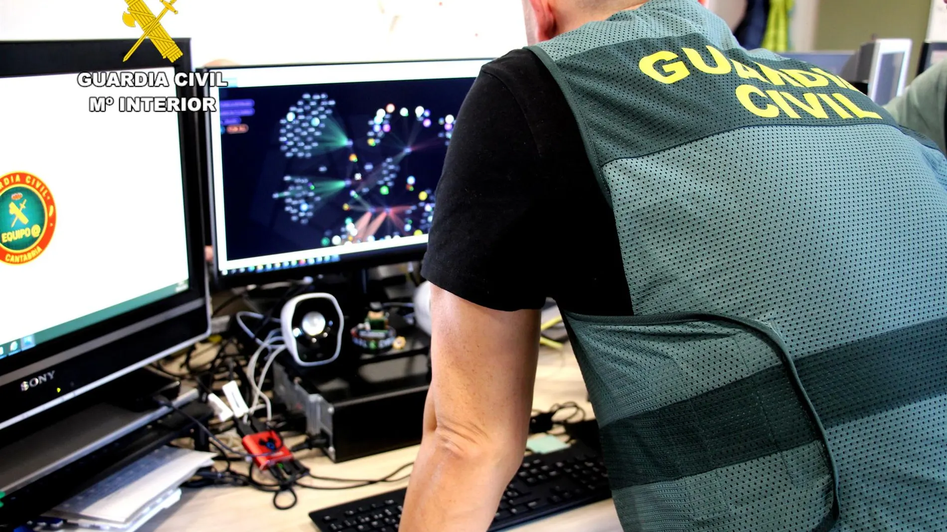 Sucesos.- La Guardia Civil de Cantabria detiene a 30 personas por ciberestafas por casi 90.000 euros