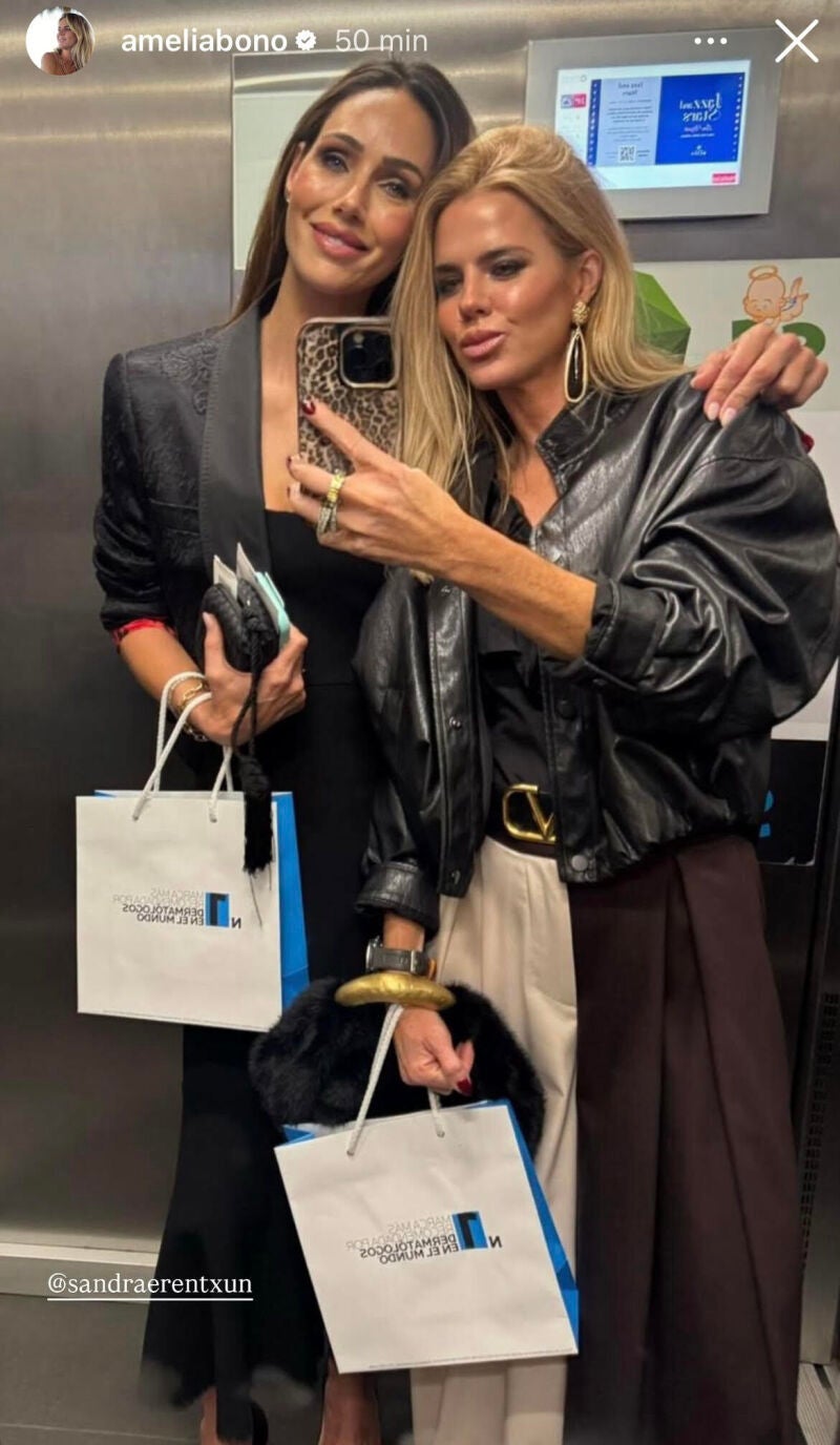 El look de Amelia Bono.