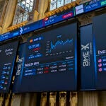 La Bolsa española cae el 0,19 %, pendiente de EE. UU.-China, el petróleo y los resultados.