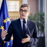 Bolaños define al Gobierno de Ayuso como "ultraderecha" y dice que "estrangula lo público" para segregar a la población