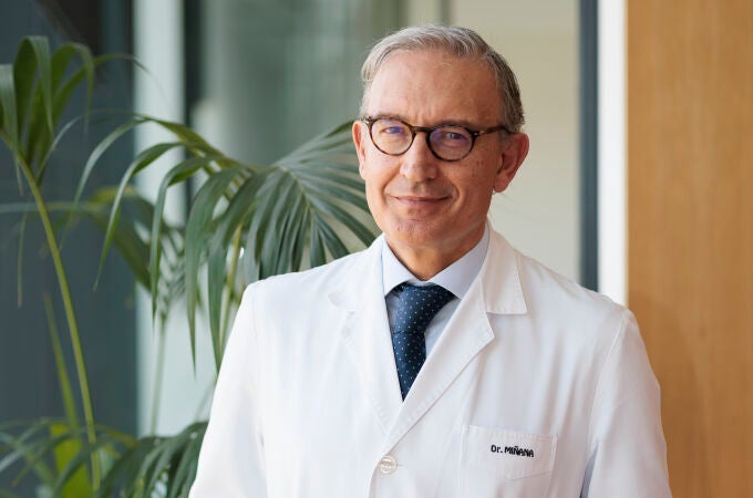 Dr. Bernardino Miñana Dr. Bernardino Miñana