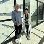 Tomás García y Cristina Domínguez, paciente y neuróloga, respectivamente