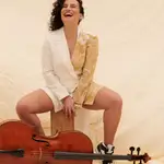El sábado 1 de noviembre, Nesrine abrirá la velada en la Sala Villanos