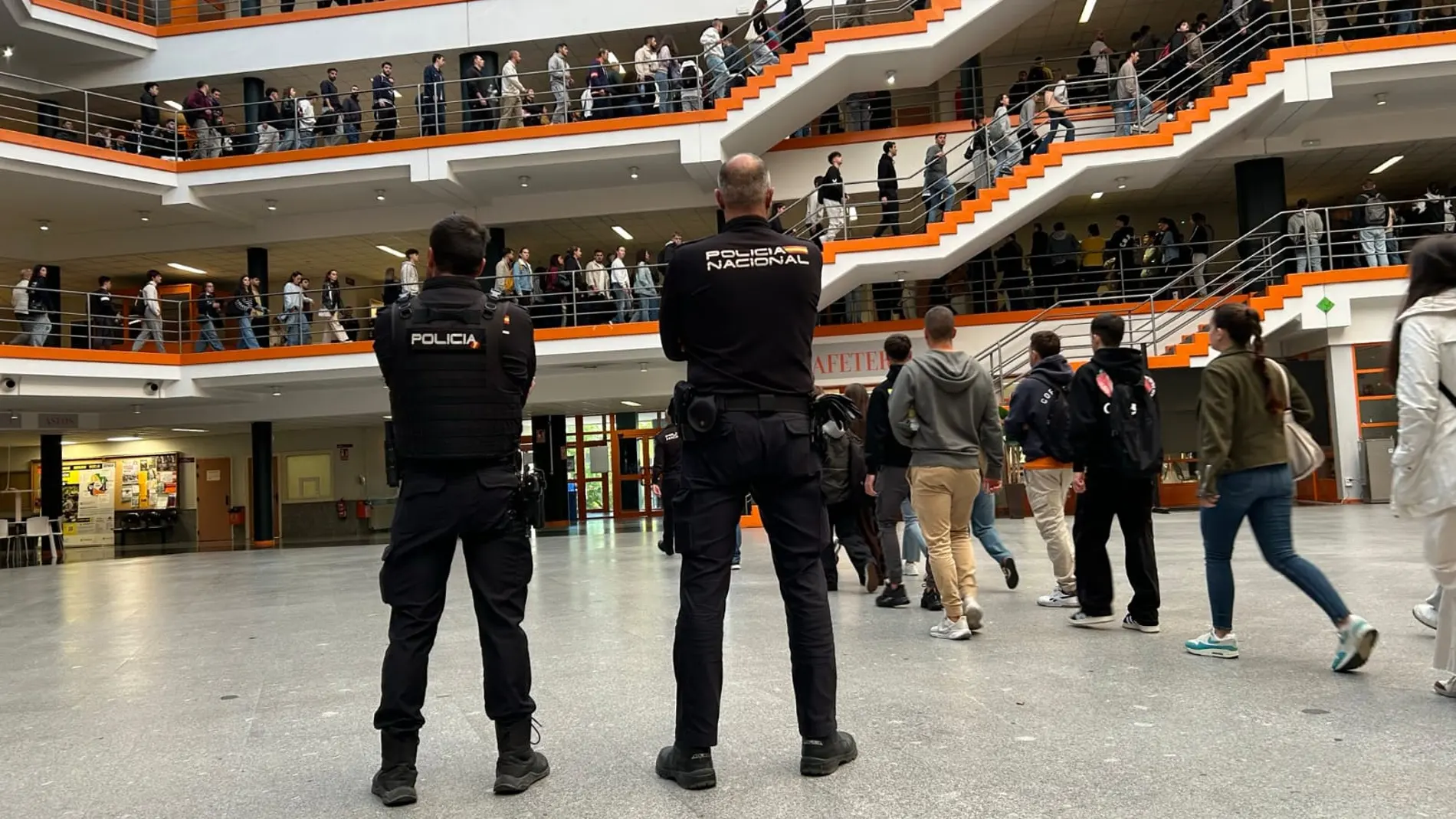 El comienzo de los exámenes de ingreso en la Policía Nacional