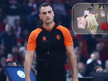 El mayor escándalo en la Euroliga: detenido un árbitro con 250.000 euros... y un llavero del Barcelona El mayor escándalo en la Euroliga: detenido un árbitro con 250.000 euros... y un llavero del Barcelona