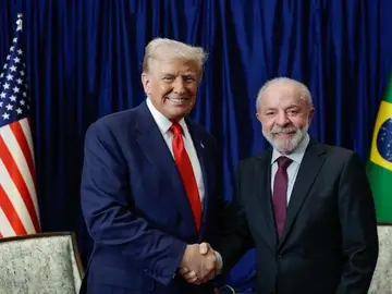 Economía.- Lula y Trump acuerdan iniciar de inmediato las negociaciones para un tratado comercial bilateral Economía.- Lula y Trump acuerdan iniciar de inmediato las negociaciones para un tratado comercial bilateral