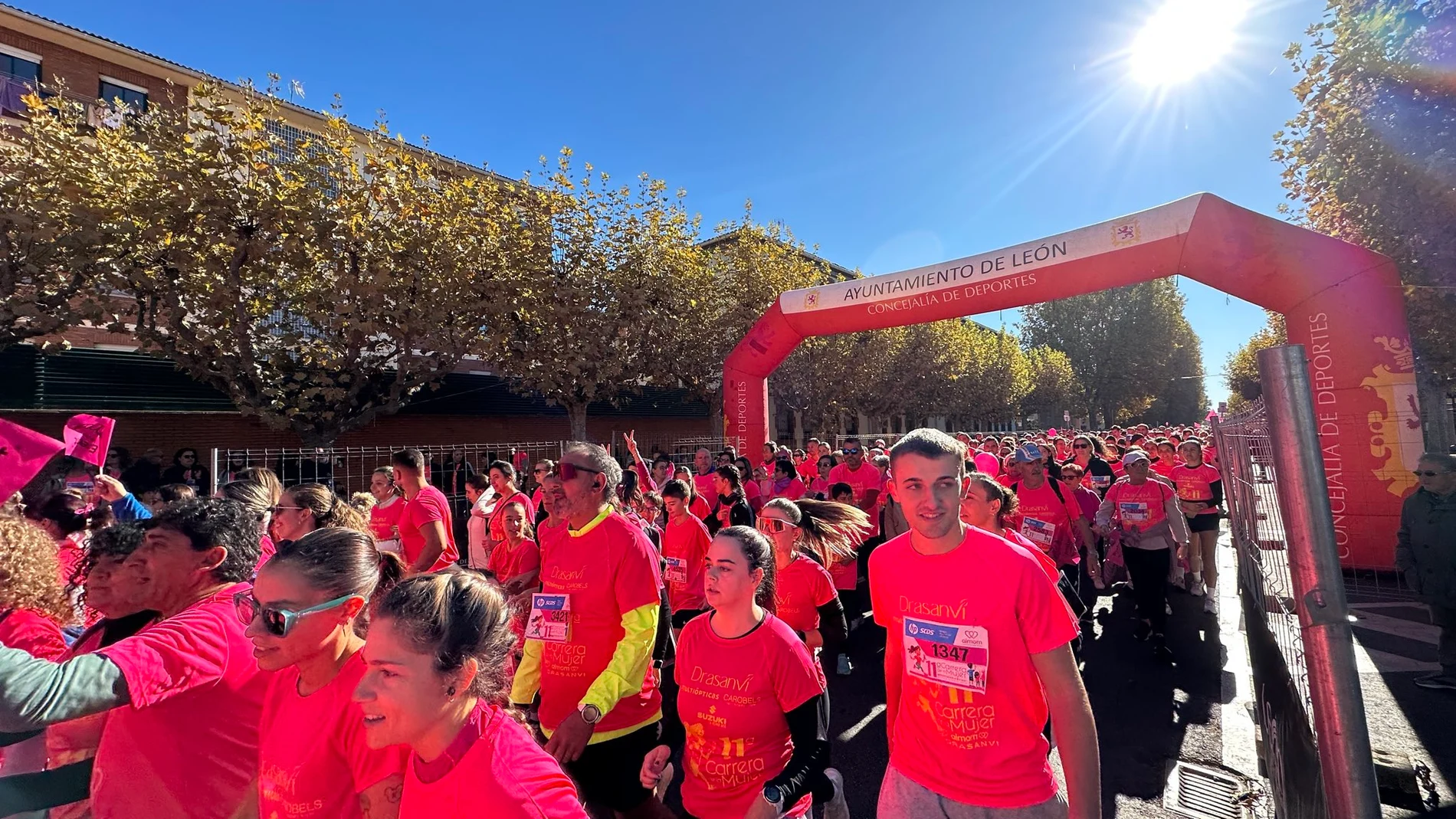Marcha contra el Cáncer de Mama en León