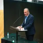 MADRID.-Ortega Smith planteará una modificación para que las proposiciones aprobadas en Pleno tengan carácter vinculante