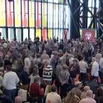 Socilaistas momentos antes del inicio de la jornada en León con la presencia de Sánchez
