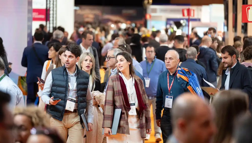 Los asistentes podrán acceder a una amplia oferta formativa con más de 100 horas de aprendizaje y casos prácticos