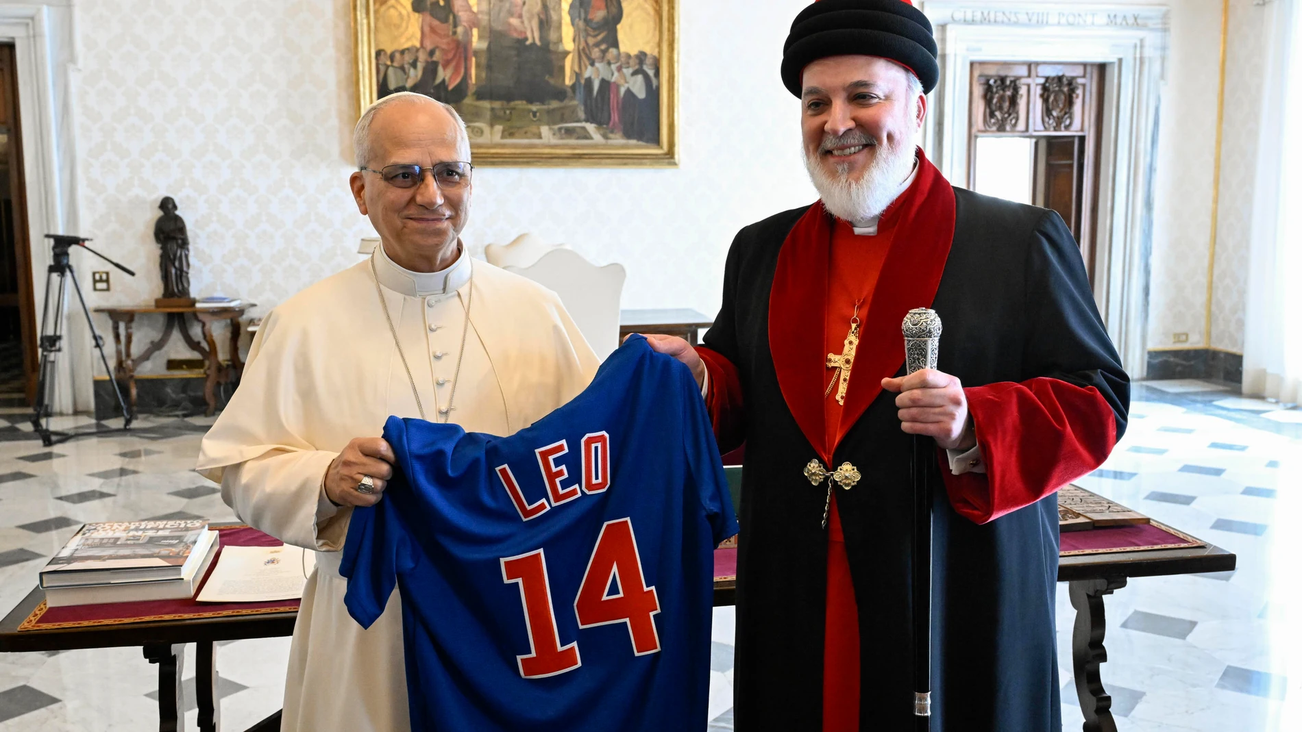 El Papa León XIV este lunes junto a Mar Awa III, patriarca de la iglesia asiria del este