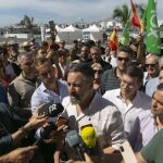 Abascal culpa a Clavijo de la inseguridad y del colapso social en Canarias por la crisis migratoria