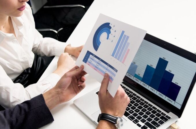 De ahorrador a inversor: cinco razones para poner el dinero a trabajar cuanto antes