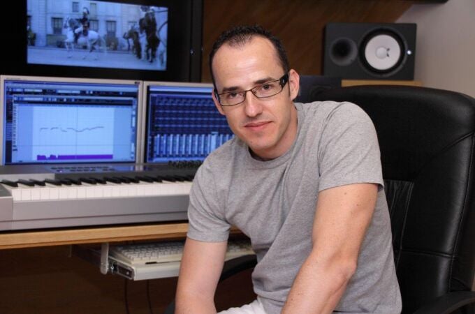 Pablo Cervantes, el artesano de las bandas sonoras de España desde un desván en Palomares del Río Pablo Cervantes, el artesano de las bandas sonoras de España desde un desván en Palomares del Río