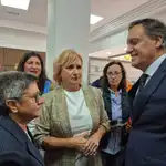 Leticia García junto a Carlos García Carbayo visitan la nueva tienda en Salamanca