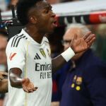 El enfado de Vinicius en el Clásico