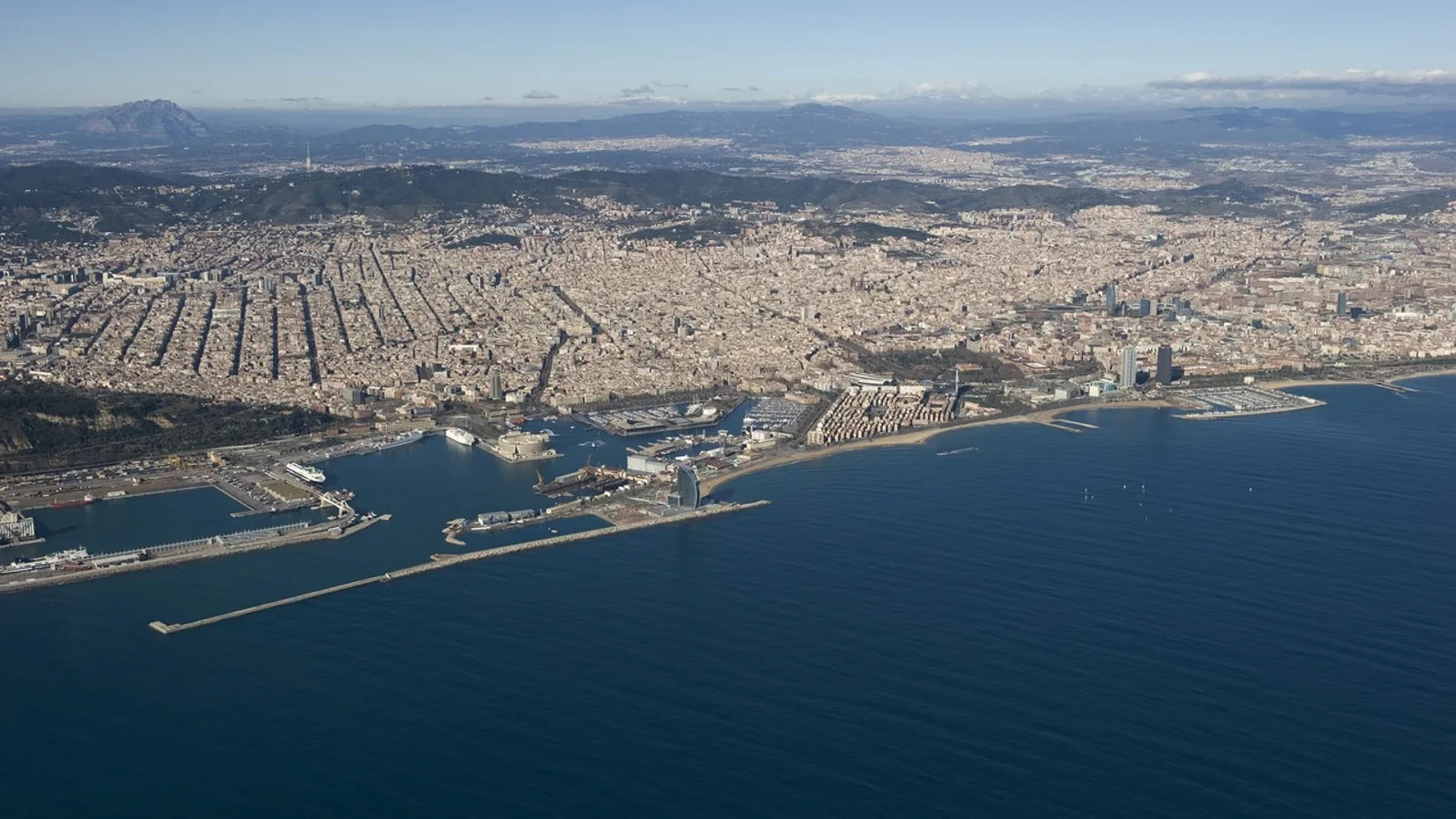 Imagen aérea del Área Metropolitana de Barcelona