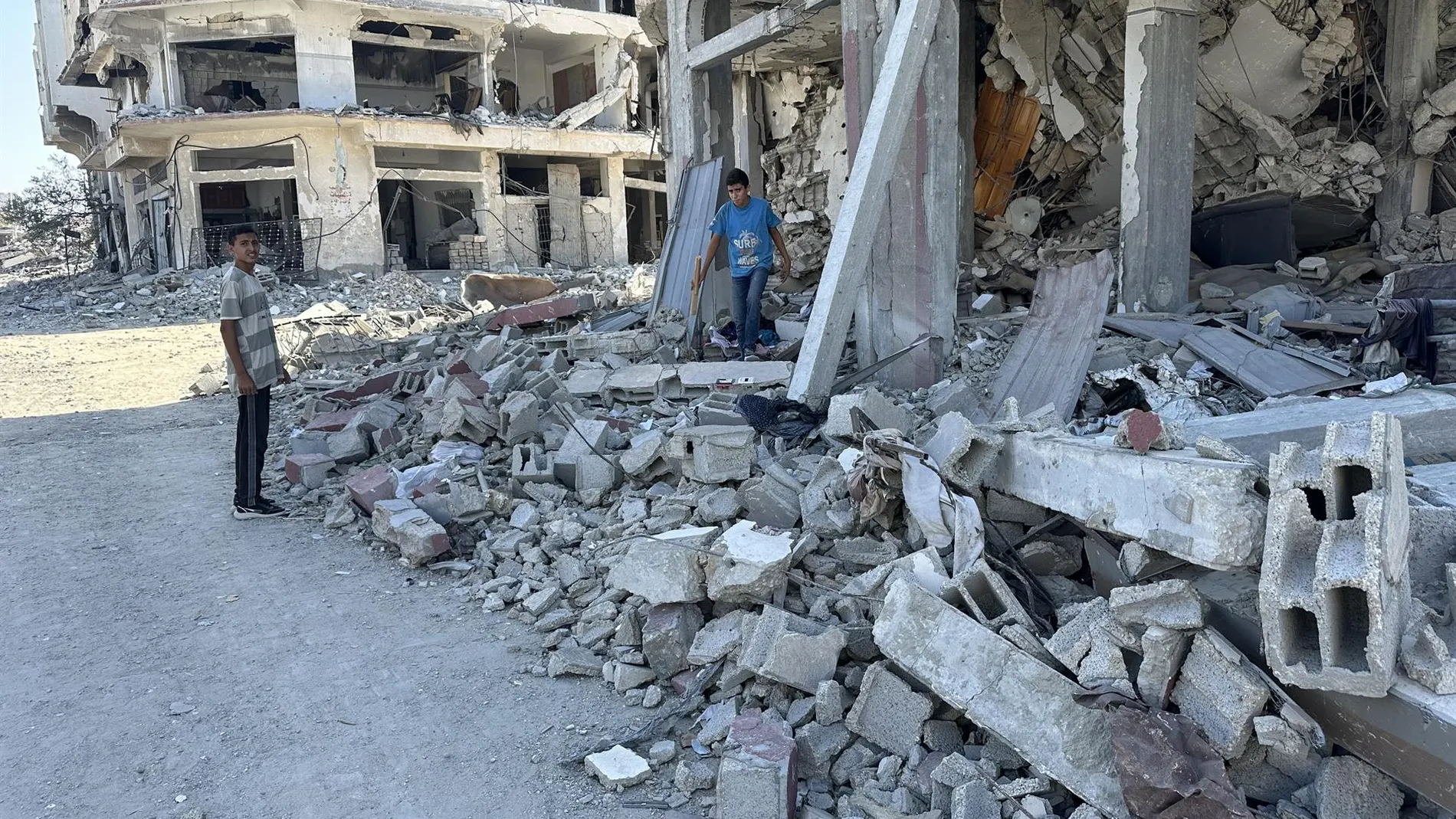 O.Próx.-AMP2.- Al menos 21 muertos en ataques israelíes en Gaza tras acusaciones contra Hamás de violar el alto el fuego