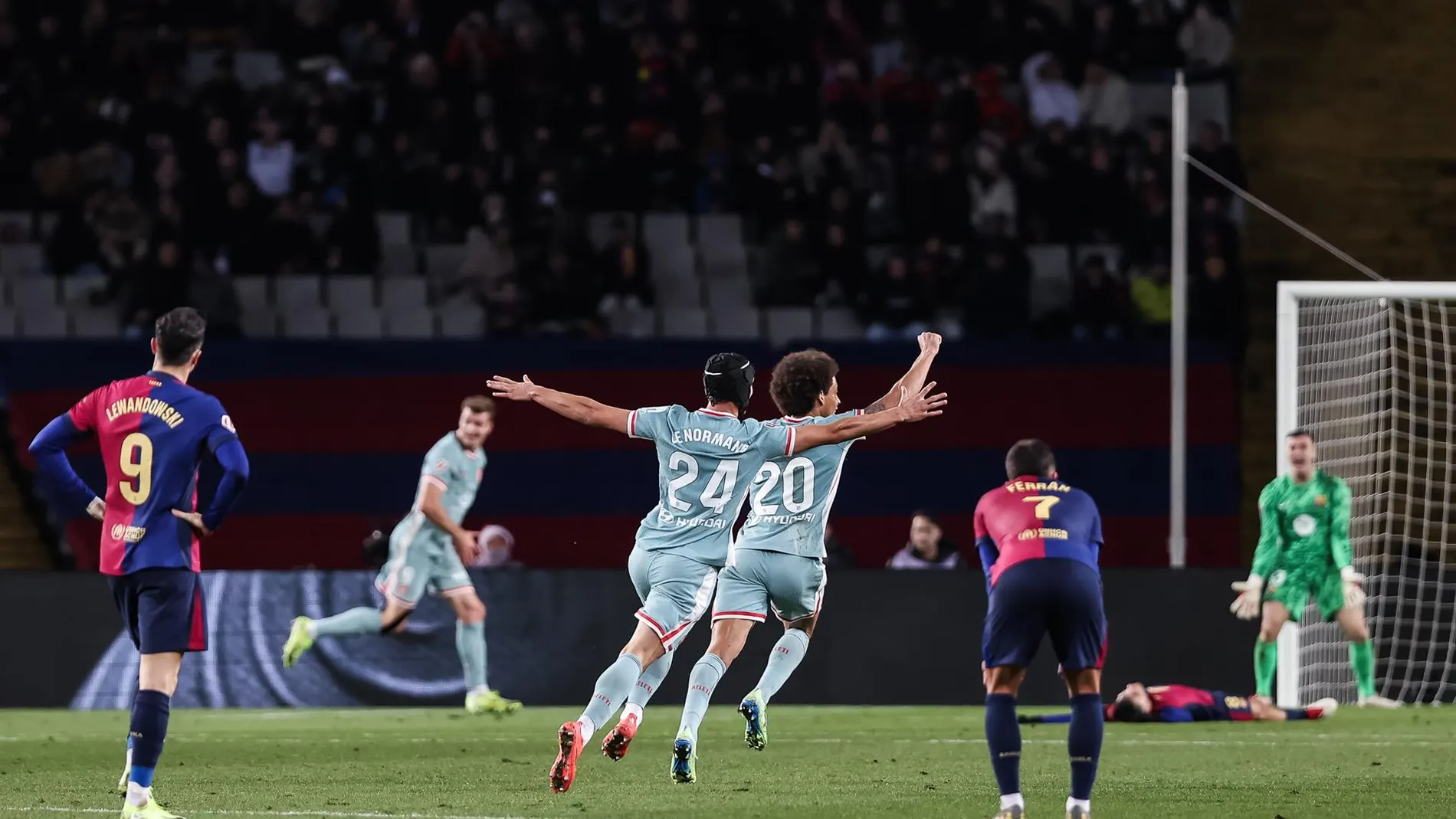 Fútbol.- El FC Barcelona-Atlético de la jornada 19 de LaLiga EA Sports será el martes 2 de diciembre