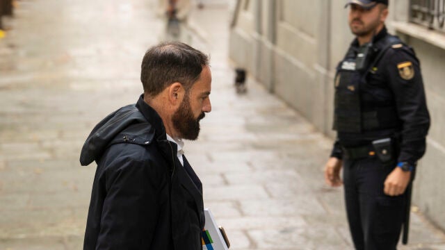 El exgerente del PSOE, Mariano Moreno, llega al Tribunal Supremo. David Jar