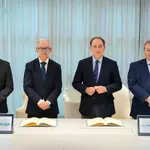 Agustín Sánchez, Isidro Rubiales, Javier González de Lara, y Antonio Vega, hoy tras la firma del convenio de colaboración