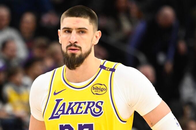 El nuevo pívot del Real Madrid El nuevo pívot del Real Madrid