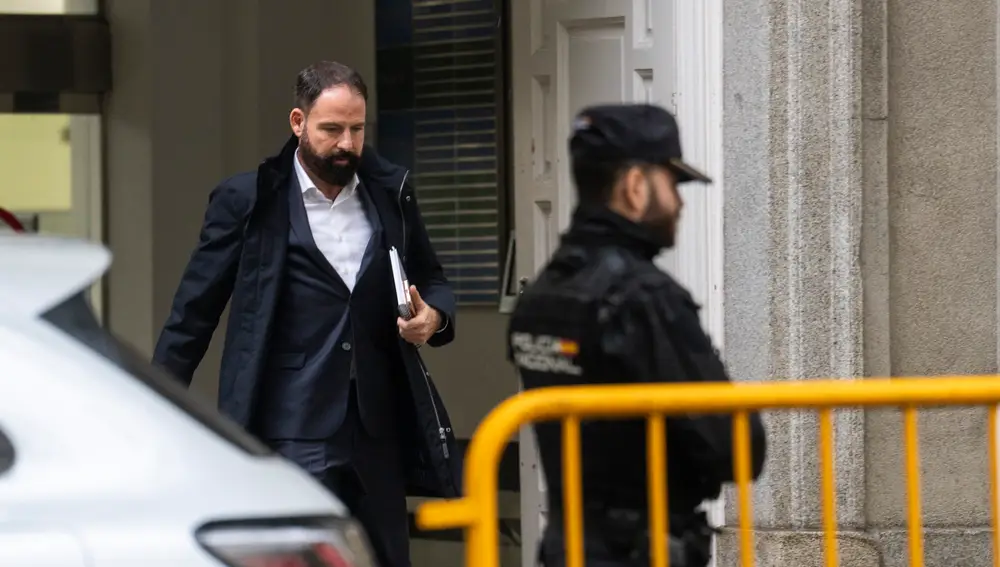 El exgerente del PSOE, Mariano Moreno, sale del Tribunal Supremo. David Jar