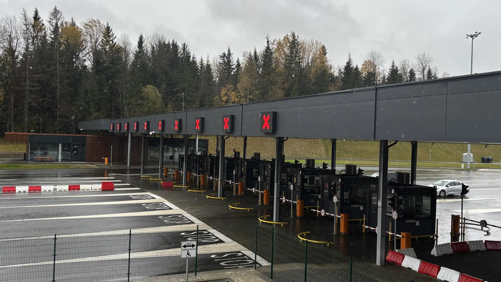 Lituania.- Lituania oficializa el cierre de su frontera con Bielorrusia por los globos con contrabando