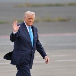 Corea.-Trump dice que podría reunirse con Kim "en un futuro no muy lejano" y minimiza el disparo de misiles de Pyongyang