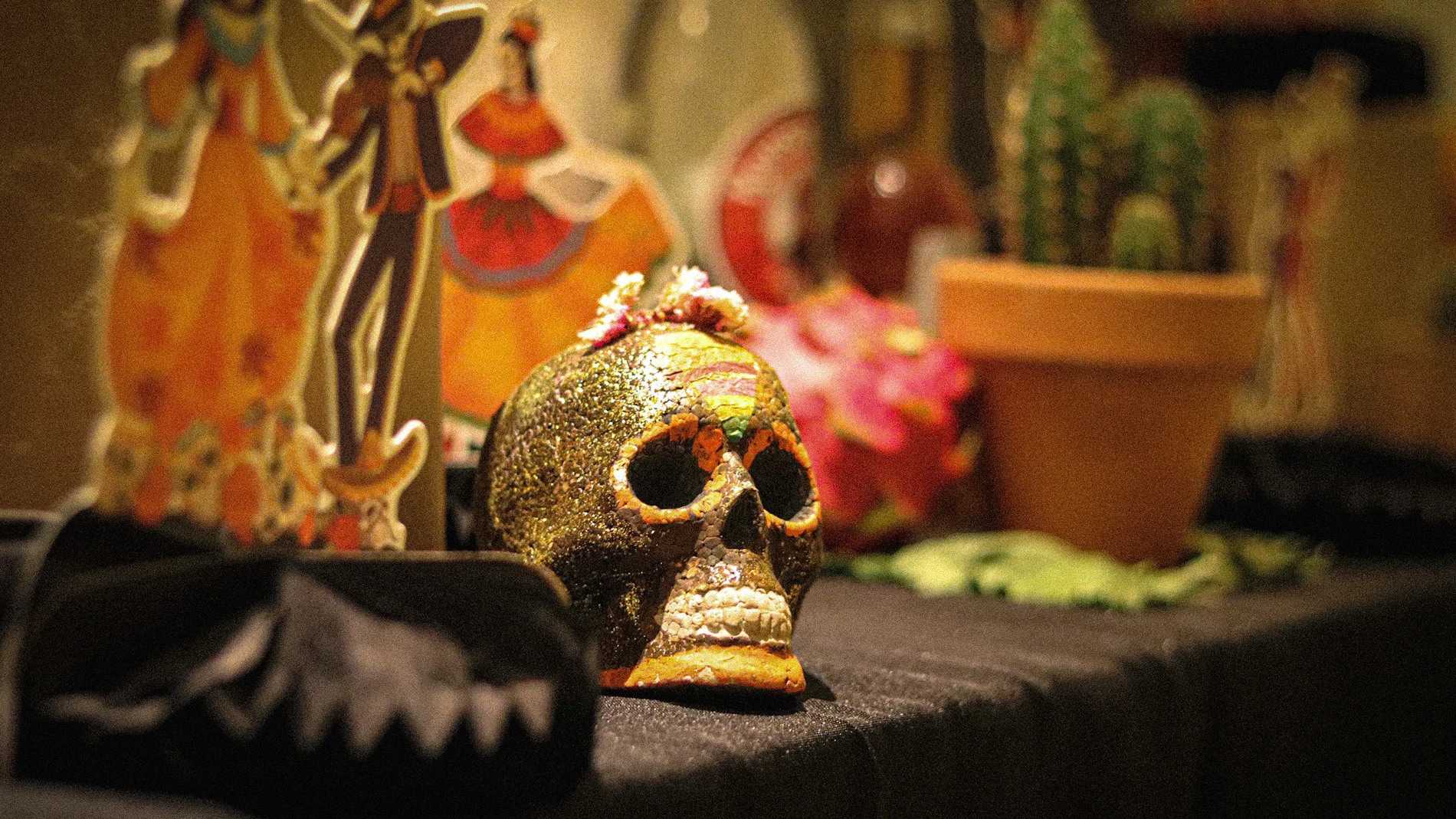 Durante estos días, Tepic presentará una cuidada decoración, acorde con la tradición del Día de Muertos mexicano