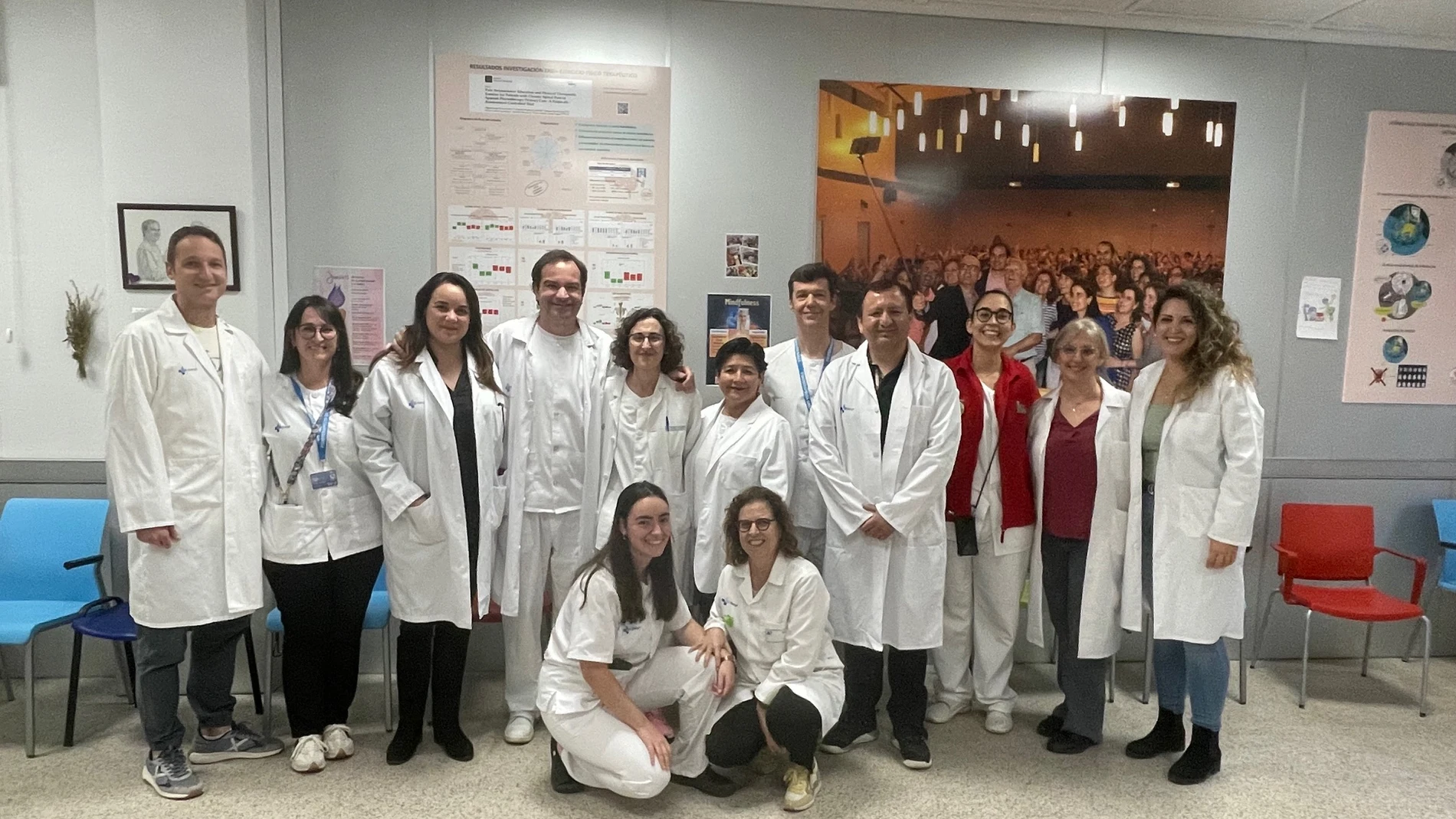 El coordinador de la Unidad, Federico Montero, junto a parte de su equipo