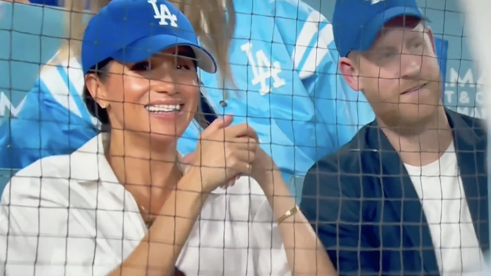 Los duques de Sussex en un partido de béisbol