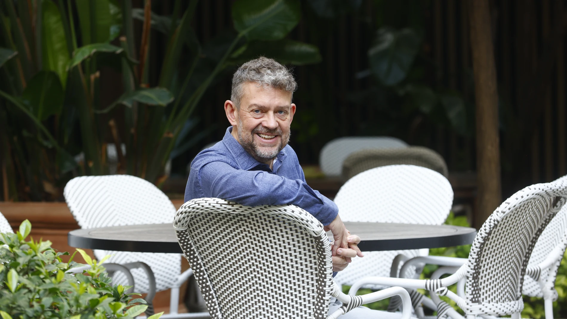 GRAFCAT4190 BARCELONA 01/11/2026.- Francesc-Marc Álvaro, periodista y diputado de ERC en el Congreso, analiza en una entrevista con EFE la competencia política entre PP y VOX, a raíz de la publicación de su último libro "El franquisme en temps de Trump". EFE/ Quique Garcia